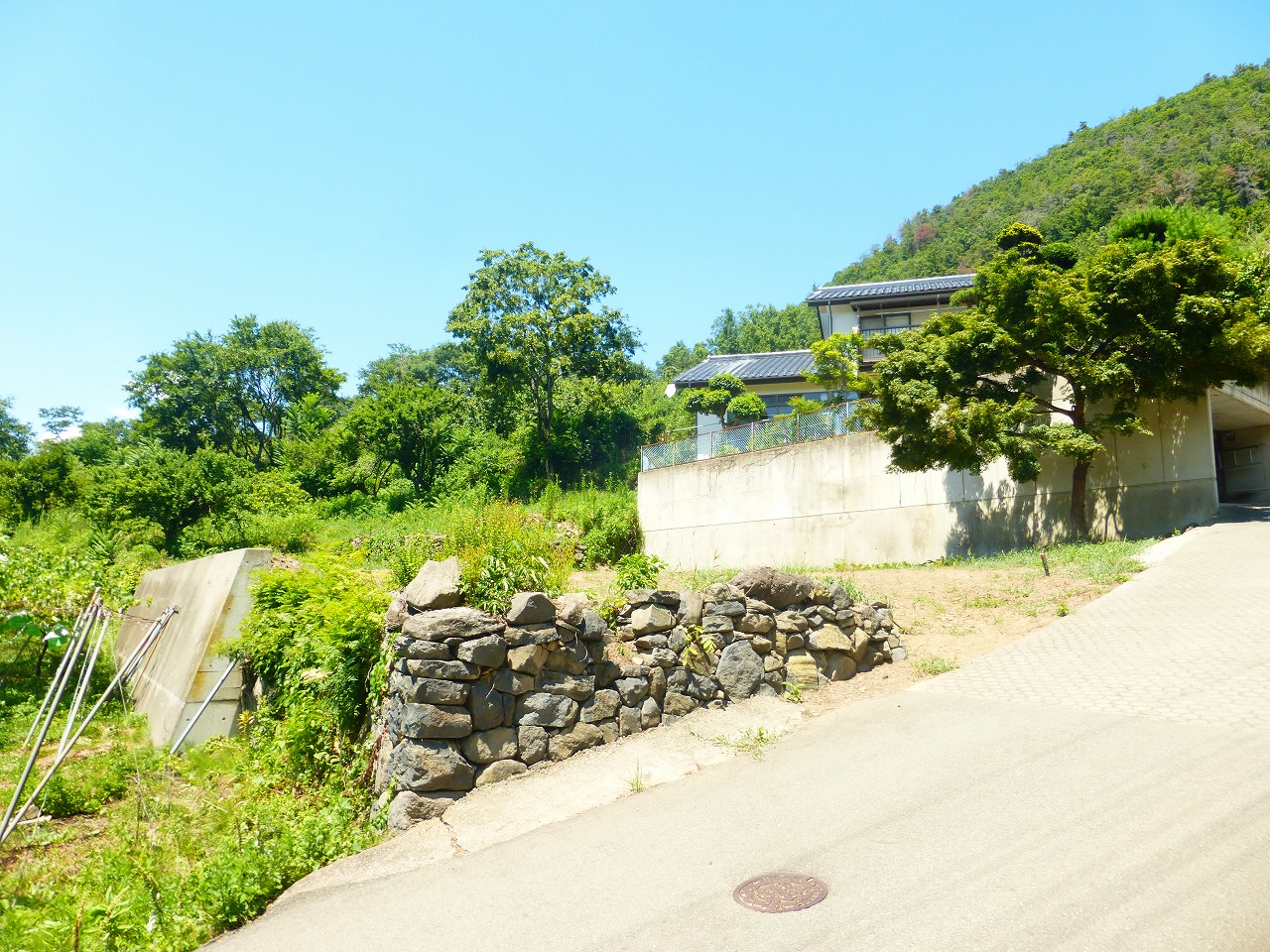 新規物件情報！！長野市松代町東条　自然豊かな広い土地